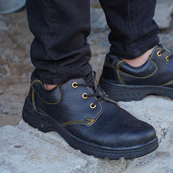 Giày bảo hộ lao động ABC giá rẻ mũi thép chống đinh chuyên dụng G126
