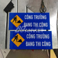 Biển cảnh báo công trường đang thi công hình chữ nhật V16