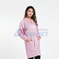 Áo choàng phòng sạch chống bụi, chống tĩnh điện cho công nhân S122, Size M - Màu hồng cúc cài