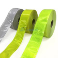 Dây phản quang nhựa bền, chống thấm nước, họa tiết tam giác PQ11, Màu trắng - KT 2.5cm x 50m