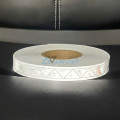 Dây phản quang nhựa bền, chống thấm nước, họa tiết tam giác PQ11, Màu trắng - KT 2.5cm x 50m