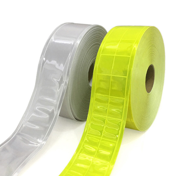 Dây phản quang nhựa kiểu ô vuông 5cm x 50m PQ13