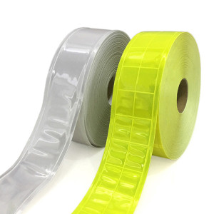 Dây phản quang nhựa kiểu ô vuông 5cm x 50m PQ13, Màu vàng