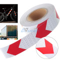 Cuộn decal dán phản quang mũi tên đỏ nền trắng cảnh báo an toàn V08