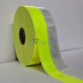 Dây phản quang nhựa bền, họa tiết tam giác 5cm x 50m PQ12, Màu vàng