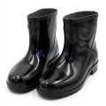 Ủng cao cổ ngắn Hoa San U125 màu đen chống nước, đế chống trơn trượt, Size 42