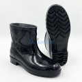 Ủng cao cổ ngắn Hoa San U125 màu đen chống nước, đế chống trơn trượt, Size 42