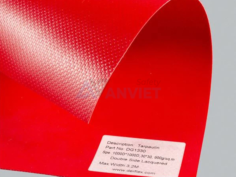 Vải Polyester tráng nhựa PVC.