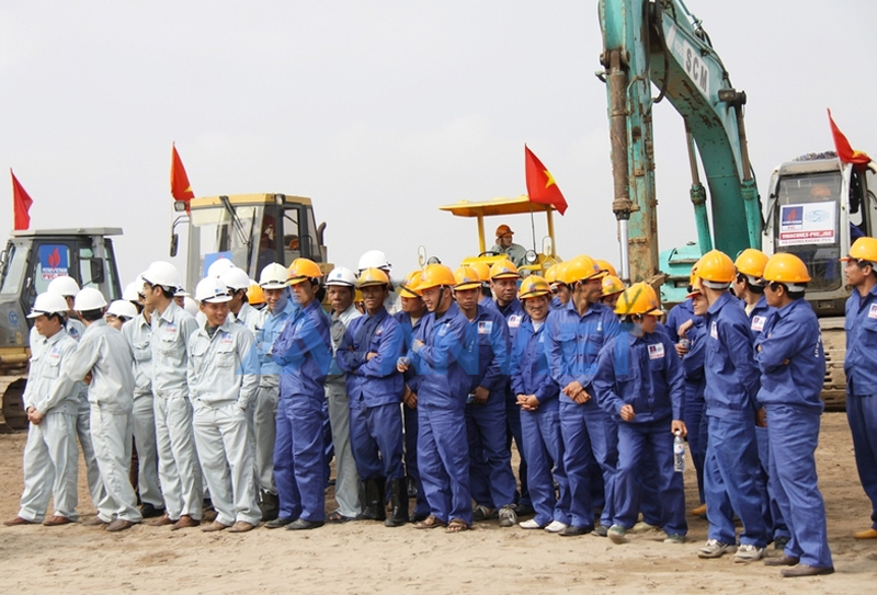 Doanh nghiệp có trách nhiệm cấp phát bảo hộ cho người lao động.