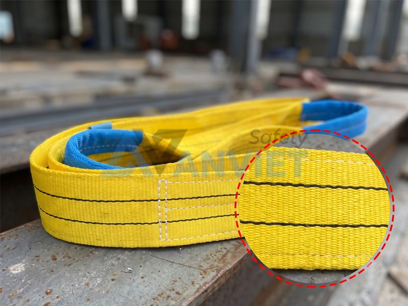 Chất liệu Polyester cường lực bền bỉ, siêu nhẹ.