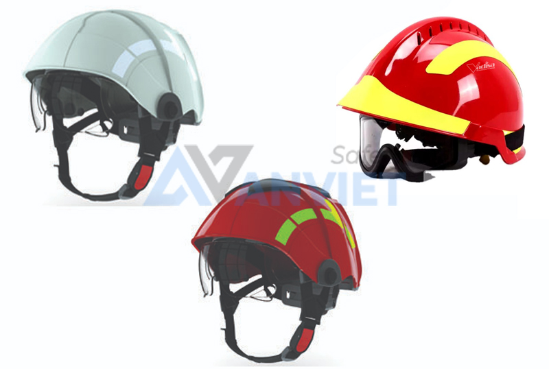 Mũ bảo hộ cứu nạn gắn viền phản quang.