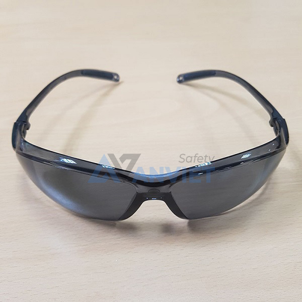 Kính bảo hộ lao động chống bụi Honeywell A700 với 2 màu đen, trắng