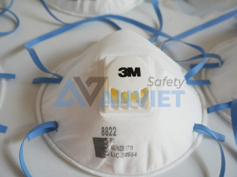 Khẩu trang chống bụi xi măng 3M 8822.