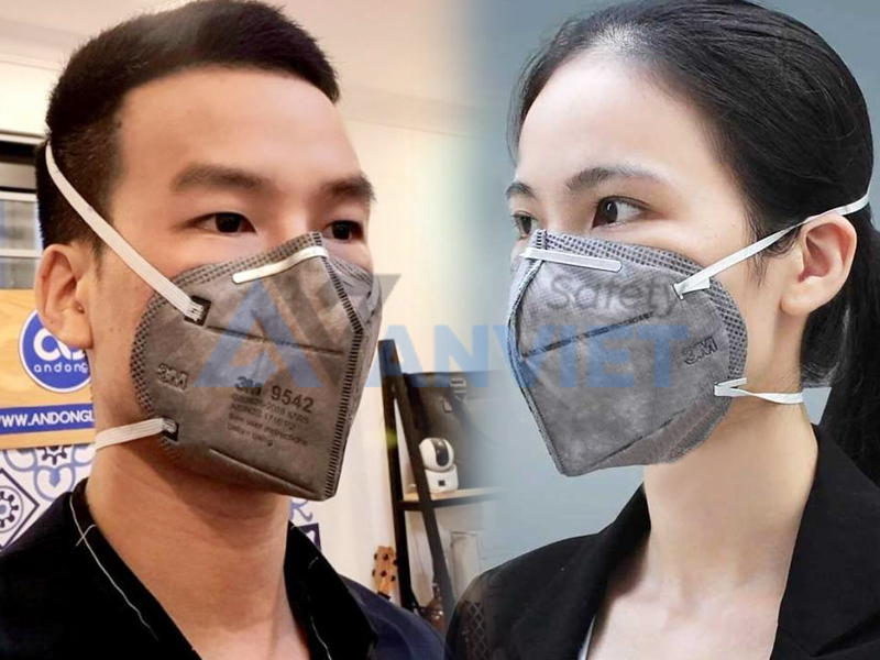 Khẩu trang than hoạt tính 3M 9542.