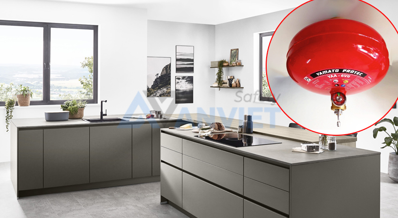 Đặt quả cầu chữa cháy tại vị trí gần khu bếp, nơi có nhiều thiết bị điện hoạt động.