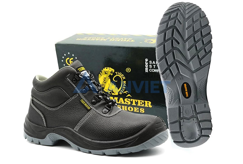 Giày bảo hộ Tiger với cấu tạo chắc chắn, bền bỉ.