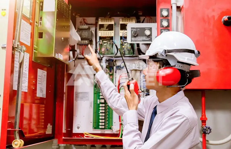 An toàn thiết bị, điện và phòng chống cháy nổ.