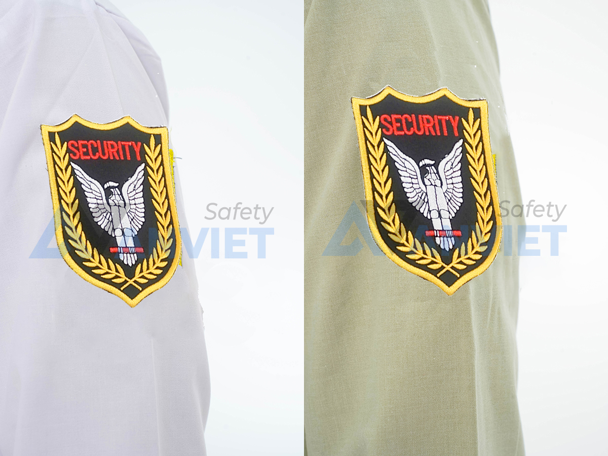 Được làm bằng chất liệu vải kaki