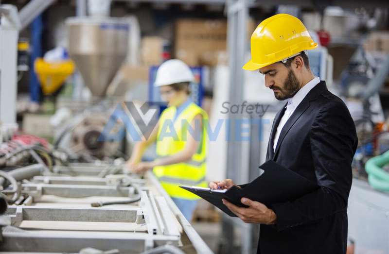 Trách nhiệm của đơn vị sử dụng lao động đảm bảo an toàn nơi làm việc.