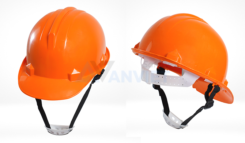 Mũ bảo hộ Nhật Quang với chất liệu cao cấp.