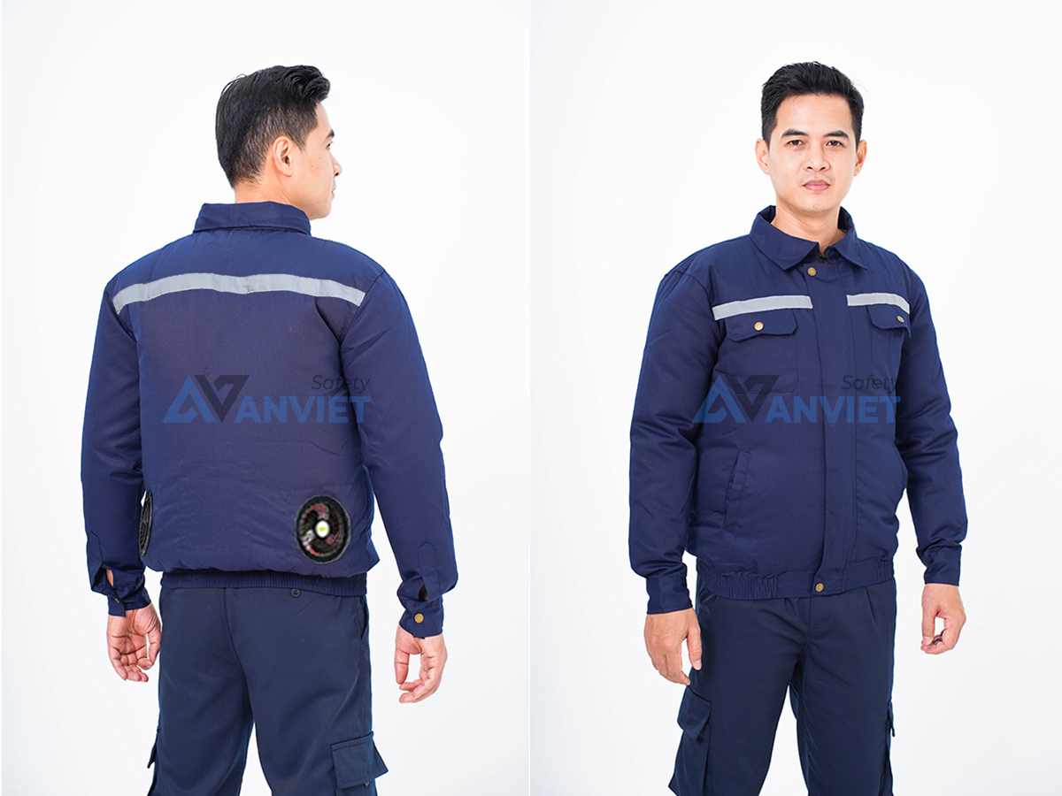 Đường kính lỗ áo khoảng 9cm, bên trong có túi chứa đá khô