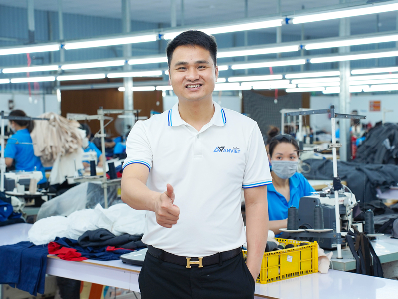 Đạt may/mua sẵn quần áo bảo hộ nam nữ chất lượng tại Bảo Hộ An Việt.