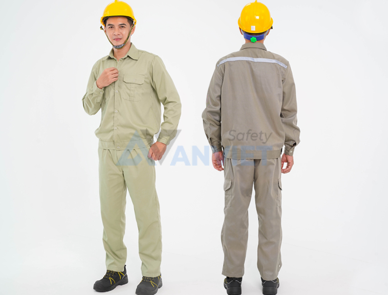 Đồng phục bảo hộ lao động.