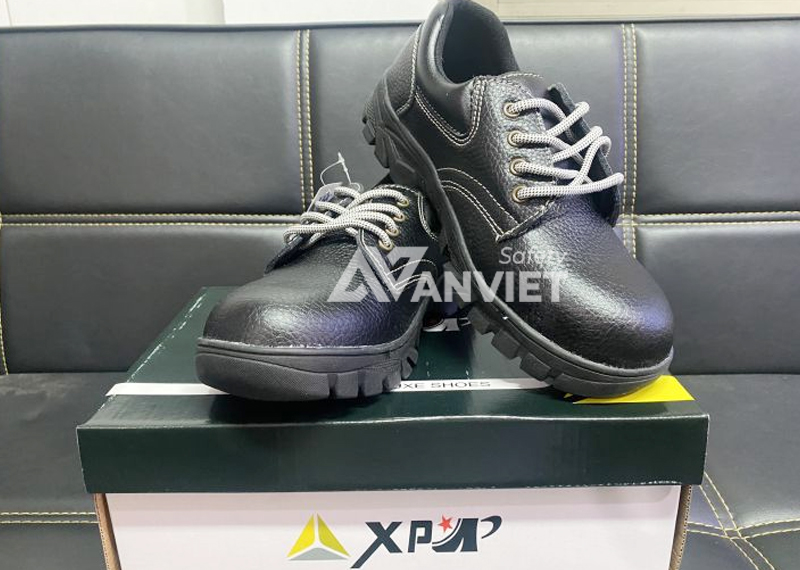 XPA - thương hiệu giày bảo hộ Việt Nam.