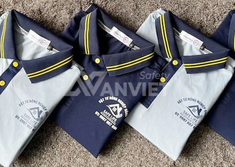 Kiểm tra mẫu thử trước khi in số lượng lớn.