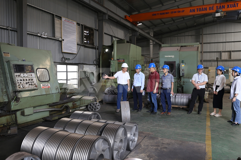 Hoạt động kiểm tra an toàn vệ sinh lao động.