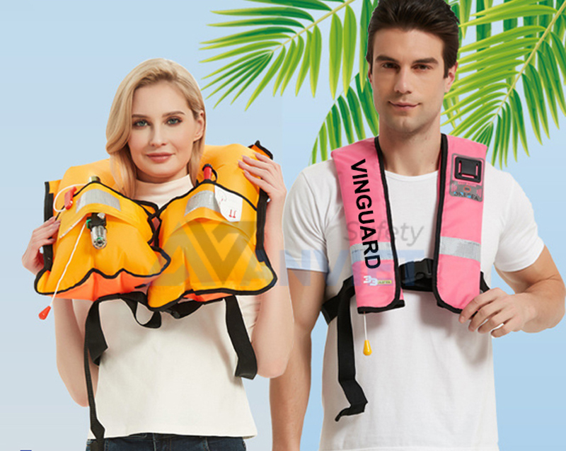 Áo phao cứu sinh tự phồng.