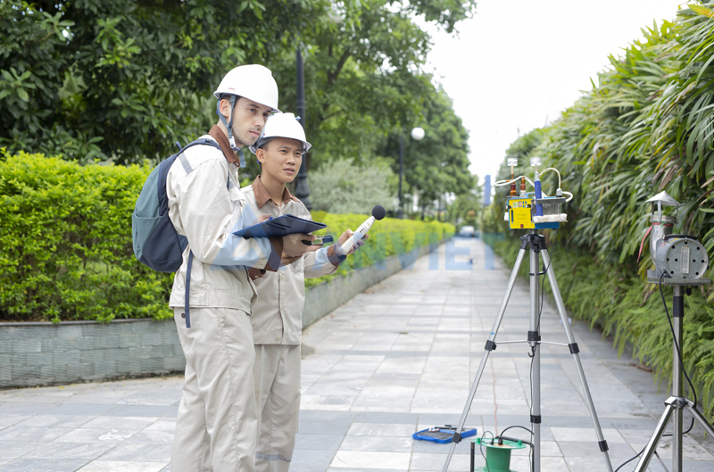 Sử dụng thiết bị đo đạt chuẩn và được hiệu chỉnh định kỳ.