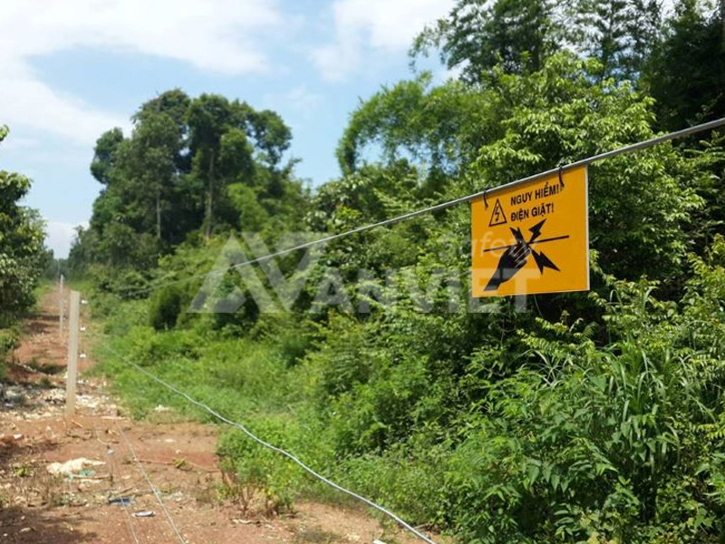 Biển báo an toàn điện hỗ trợ kiểm soát rủi ro và tổ chức công việc tại khu vực có điện.