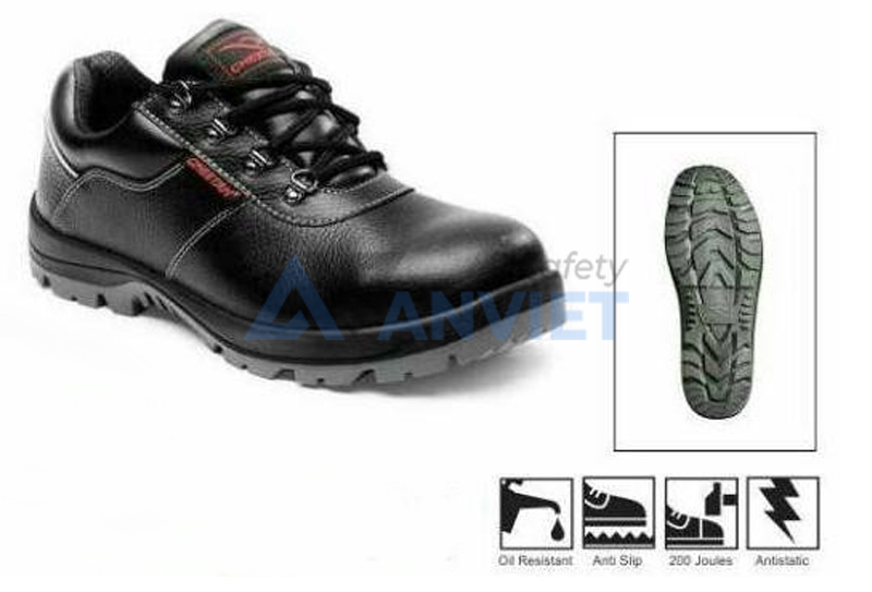 Giày bảo hộ Cheetah được sản xuất theo tiêu chuẩn an toàn quốc tế.